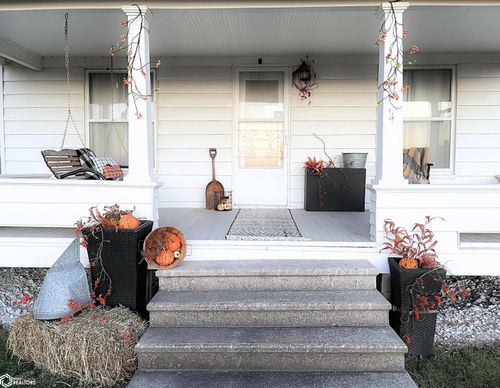 27048 500th St, Chariton, IA, 50049-8152 | Card Image