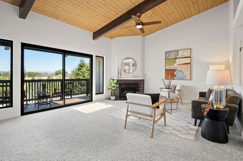 apt-100-19100 Crest Ave, Castro Valley, CA, 94546-2873 | Card Image