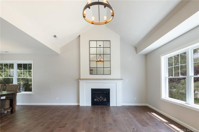 20 Jeffrey Lane, House other with 4 bedrooms, 3 bathrooms and null parking in Southington CT | Image 7