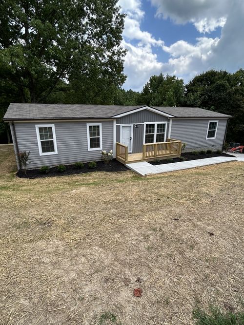 429 Marlin Ln, Westmoreland, TN, 37186-2702 | Card Image