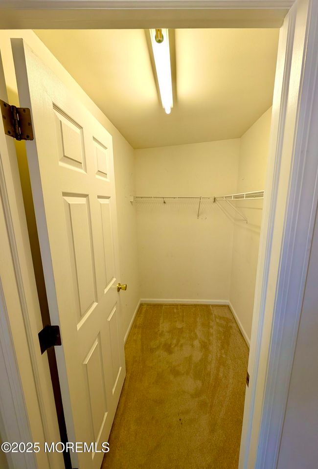 Walk-In Closet | Image 6