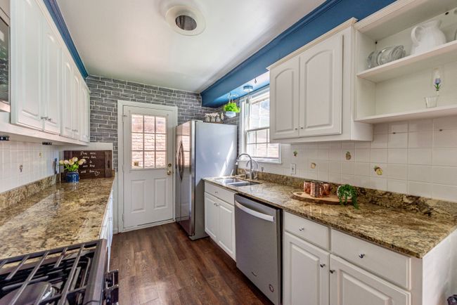 Kitchen | Image 4