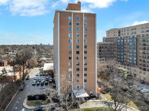 apt-12e-900 S Hanley Rd, Clayton, MO, 63105-2669 | Card Image