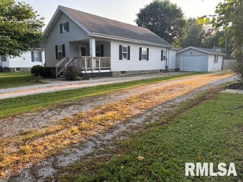 628 University St, Carlinville, IL, 62626-1459 | Card Image