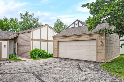 d-1301 Kingsridge Ct, Normal, IL, 61761-2827 | Card Image