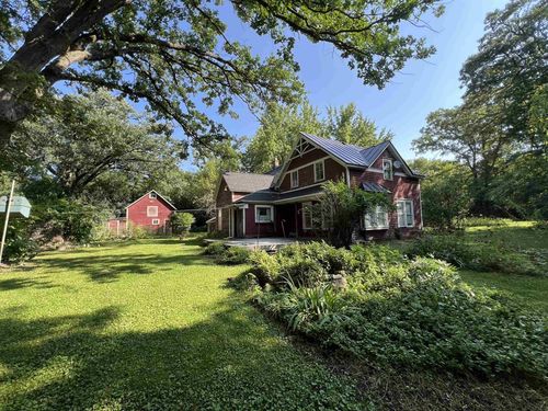 825 Ballard Street, WAUPACA, WI, 54981 | Card Image