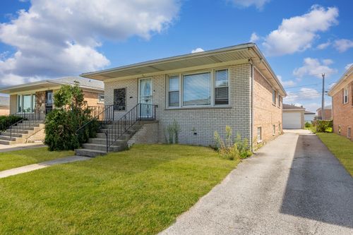513 Merrill Ave, Calumet City, IL, 60409-3107 | Card Image