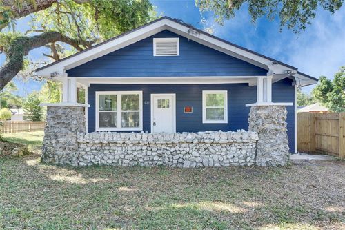 1021 E 25th Ave, TAMPA, FL, 33605-1739 | Card Image