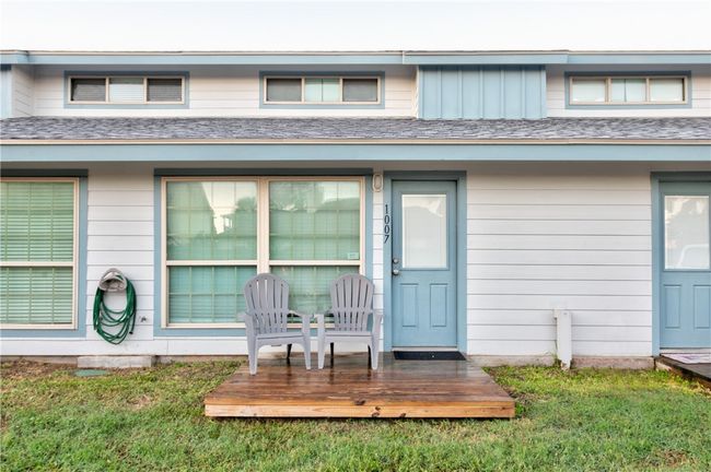 UNIT-1007 - 715 Beach Access Road 1 A, Condo with 2 bedrooms, 2 bathrooms and null parking in Port Aransas TX | Image 25