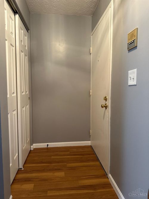 1555 Gelhot Dr, Fairfield, OH, 45014-8310 | Card Image