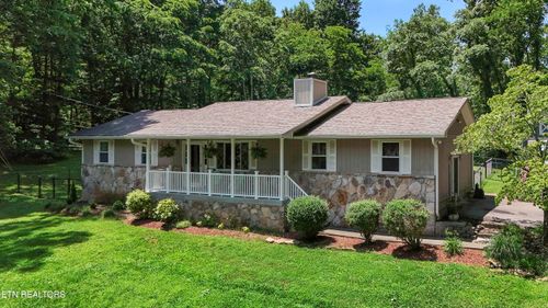 8452 Carr Ln, Knoxville, TN, 37938-2005 | Card Image