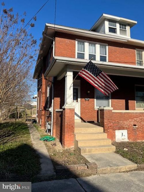 535 Bridge St, NEW CUMBERLAND, PA, 17070-1931 | Card Image