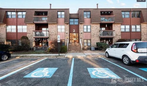 23-C Powderhorn Ct, Woodbridge, NJ, 07095-1405 | Card Image