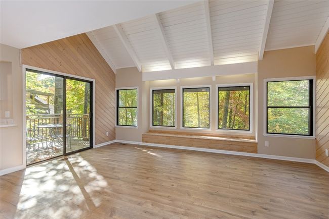 19 Indian Falls Way, House other with 3 bedrooms, 3 bathrooms and null parking in Lake Toxaway NC | Image 15