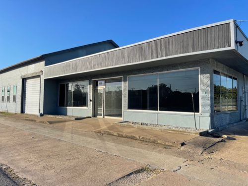 103 W Broad St, Forney, TX, 75126-9129 | Card Image