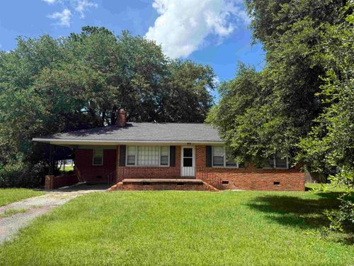 19 Lakewood Ave, Georgetown, SC, 29440-6611 | Card Image