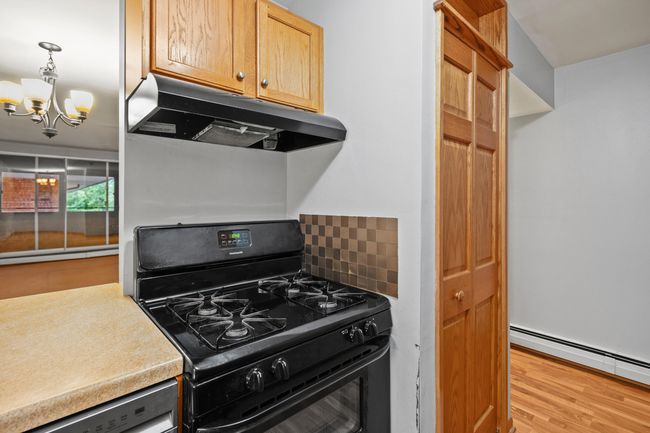 4050 W Rivers Edge Cir, Condo with 2 bedrooms, 1 bathrooms and null parking in Brown Deer WI | Image 7