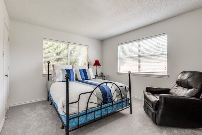 Upstairs bedroom with 2 large windows | Image 16