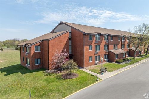 2100 Greentree N, Clarksville, IN, 47129-8963 | Card Image