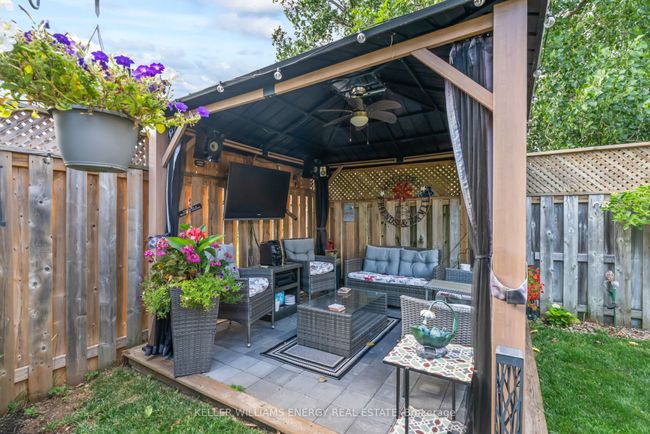 121 Angus Dr, House other with 3 bedrooms, 3 bathrooms and 4 parking in Ajax ON | Image 25