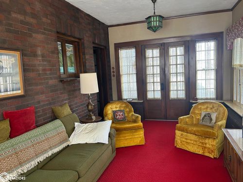 708 W Main St, Marshalltown, IA, 50158-5666 | Card Image