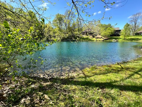 2036 Silver Fox Dr W, Martinsville, IN, 46151-8202 | Card Image