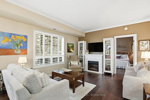 310-5188 Lakeshore Rd, Burlington, ON, L7L6P4 | Card Image