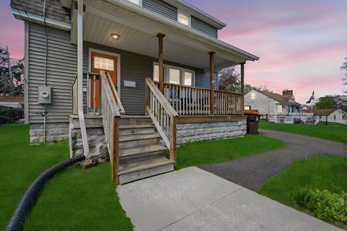 20 Ottawa St, Agawam, MA, 01001-1219 | Card Image