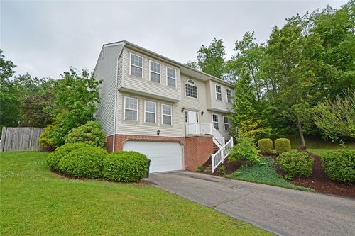 2142 Saxonburg Blvd, Cheswick, PA, 15024-1723 | Card Image