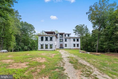 7901 Pembelton Dr, Amelia Court House, VA, 23002-2860 | Card Image