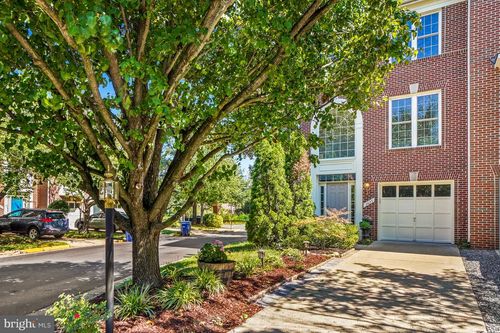 3425 Diehl Ct, FALLS CHURCH, VA, 22041-2667 | Card Image