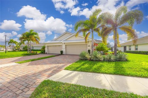 14610 Edgewater Cir, NAPLES, FL, 34114-8970 | Card Image