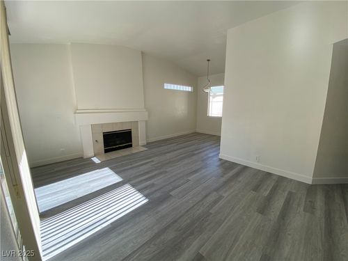 2062-5155 W Tropicana Ave, Las Vegas, NV, 89103-7000 | Card Image