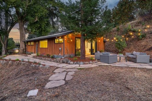 76 Old Spanish Trl, Portola Valley, CA, 94028-8128 | Card Image