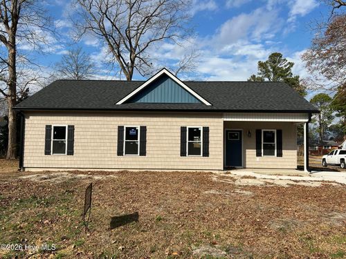 218 White St, Vanceboro, NC, 28586-7791 | Card Image