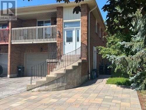 1-first-floor-30-porr-30 Porritt Street, Barrie (Ardagh), ON, L4N6Y3 | Card Image