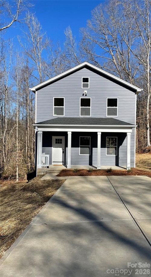 2241 Beauty St, Statesville, NC, 28625-5524 | Card Image