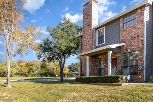 8c-2800 Keller Springs Road, Carrollton, TX, 75006 | Card Image