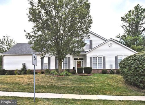 2 Newbury Way, LANSDALE, PA, 19446-4378 | Card Image