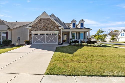 5827 Cheerful Ln, Charlotte, NC, 28215-0806 | Card Image