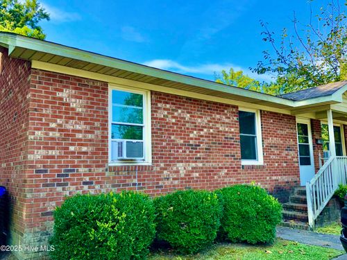 a-1400 E 1st St, Greenville, NC, 27858-2103 | Card Image