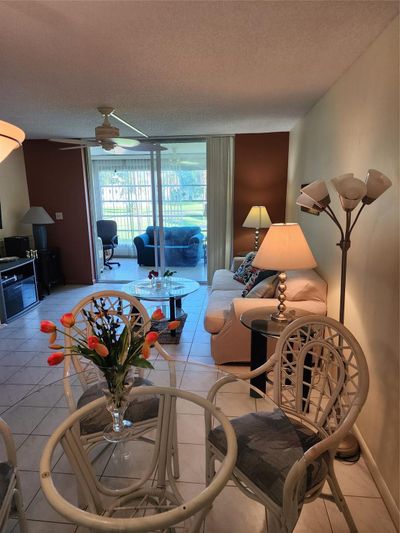 207 - 7690 Nw 18th St, Condo with 2 bedrooms, 2 bathrooms and null parking in Margate FL | Image 1