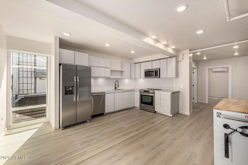 203-5308 E Polk St, Phoenix, AZ, 85008-6724 | Card Image