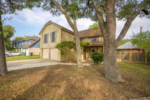 11807 Rousseau St, San Antonio, TX, 78251-3331 | Card Image