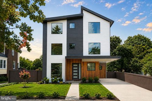 3916 13th St Ne, WASHINGTON, DC, 20017-2607 | Card Image