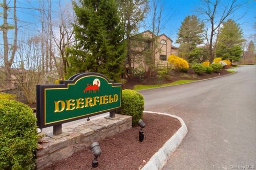 63-63 Deerfield Ln, Ossining, NY, 10562-2529 | Card Image