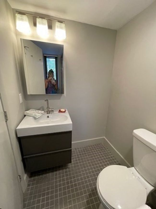 APT-201 - 51 John St, Condo with 2 bedrooms, 2 bathrooms and 1 parking in Brookline MA | Image 12