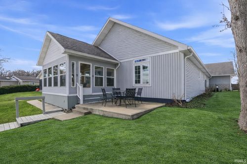 5671 N Stahl Rd, Monon, IN, 47959-8021 | Card Image