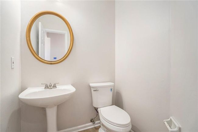 10950 Glenhurst Pass, House other with 5 bedrooms, 5 bathrooms and null parking in Johns Creek GA | Image 12