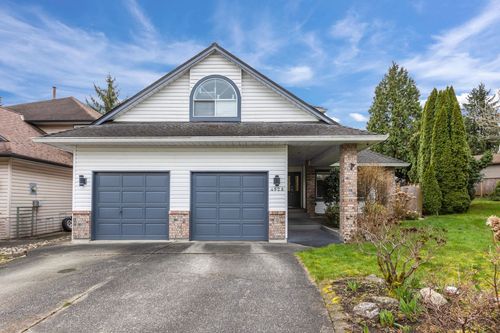 4928 196b St, Langley, BC, V3A7N7 | Card Image